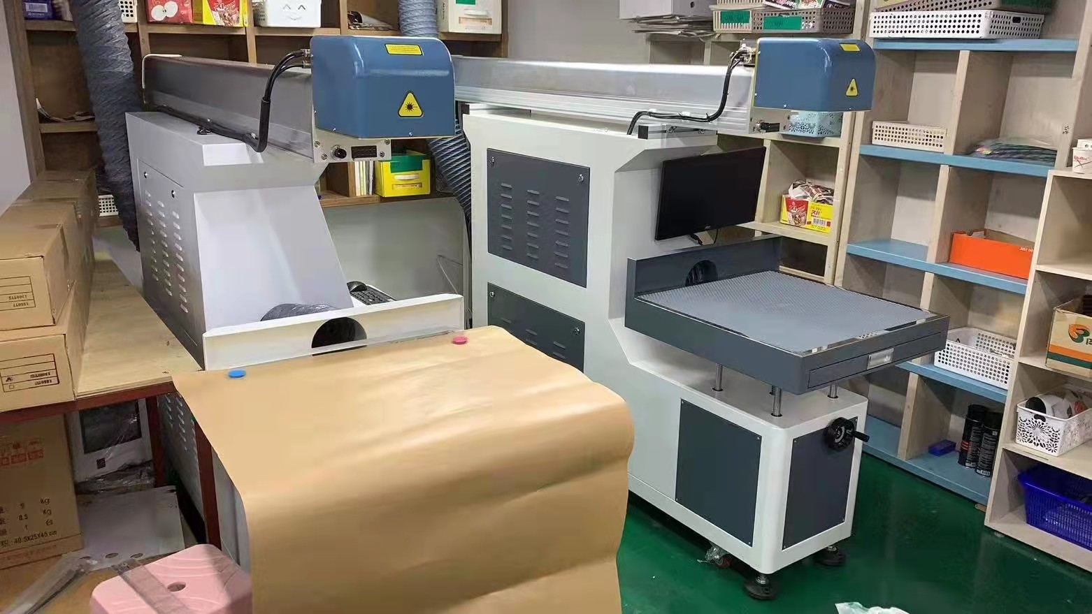 CO2 Laser Marking Machine Big Working Area 300X300mm